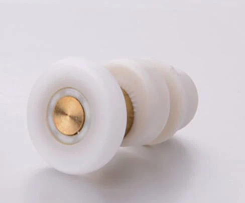 6775705026_1